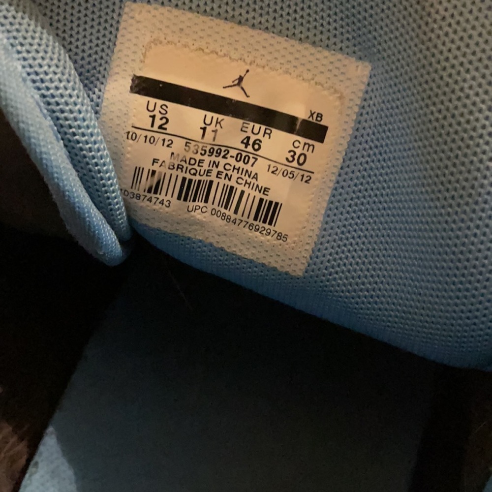 Men’s Air Jordan’s size 12 - Picture 4 of 4